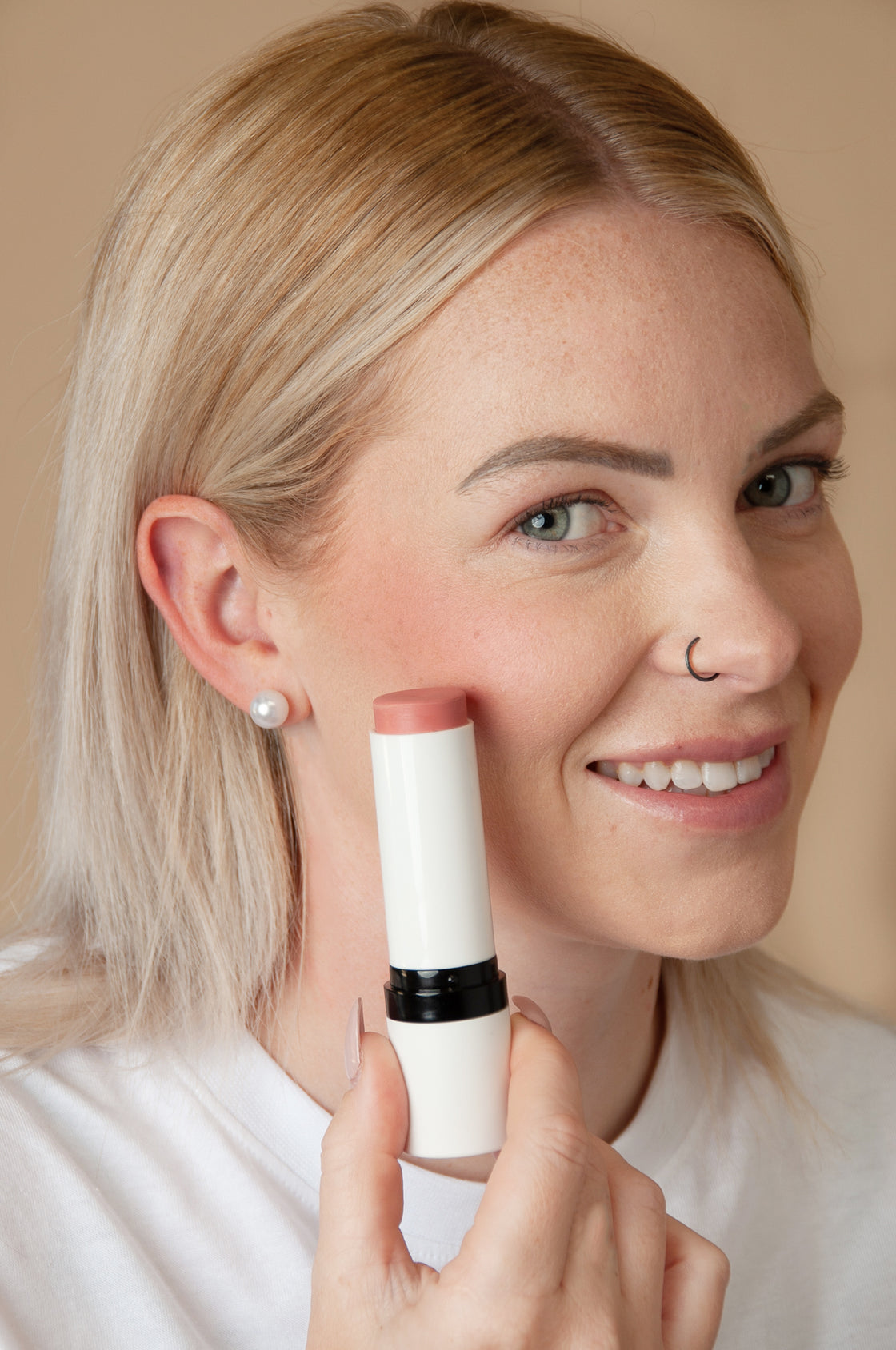 Soft Pink Stick 3-in-1 Stick Cream